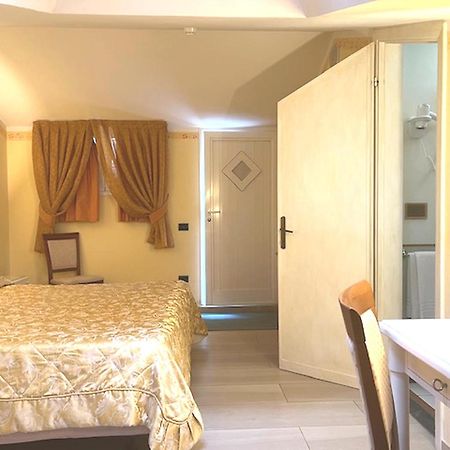 Hotel Kyrton Форте дей Марми Екстериор снимка