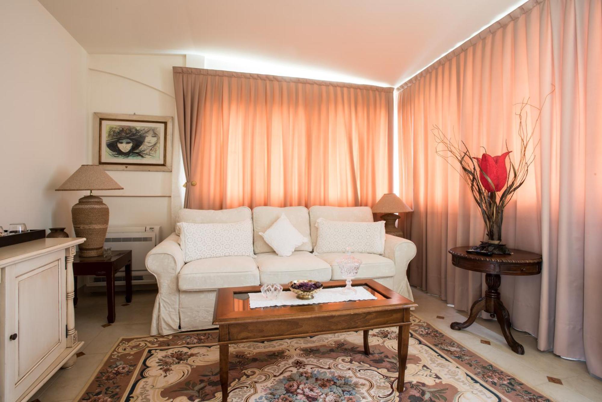 Hotel Kyrton Форте дей Марми Екстериор снимка